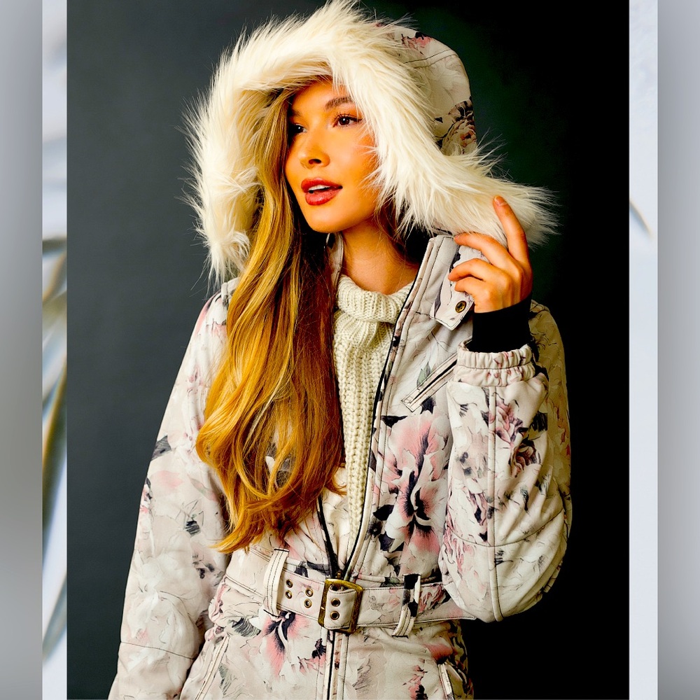 Women’s one piece floral ski suit NWT